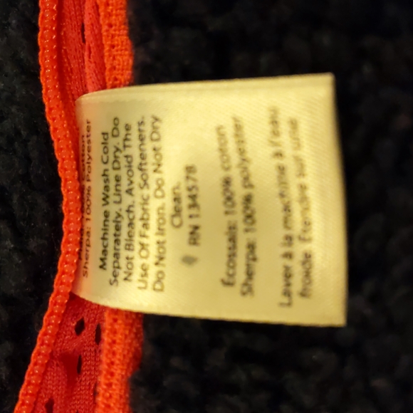 Girl's M (10-12) Vineyard Vines Reversible Vest - Picture 7 of 7